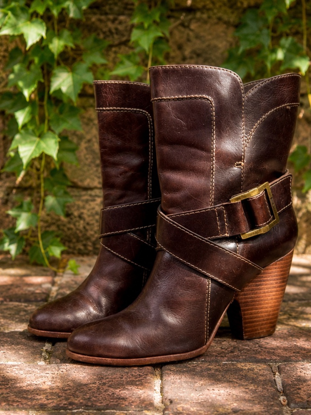 FRYE Classic Brown Andrea Harness Heeled Heritage Western Boots, 8M